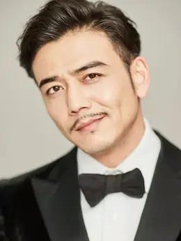 杨烁 